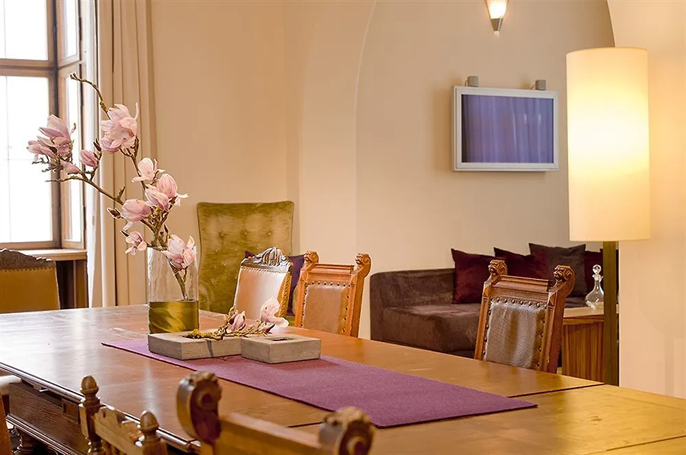 **** Hotel Herzogshof - Boutique-Hotel Am Dom Regensburg Duitsland